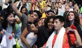 张继科狗仔队爆料视频在线观看,独家揭秘明星私生活瞬间